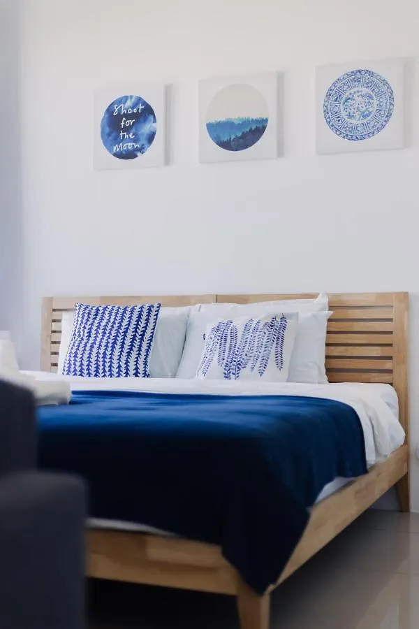 Apartment Muji B&W Studio - Seaview At 218 Tropicana Near Komtar Food Heaven With Netflix & Tv Box George Town Ma­lay­sia